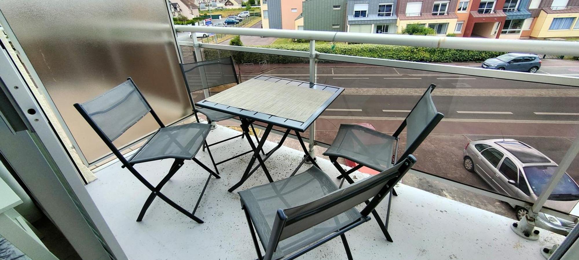 Appartement Au Pied De La Plage - Balcon - Parking Courseulles-sur-Mer Exterior foto