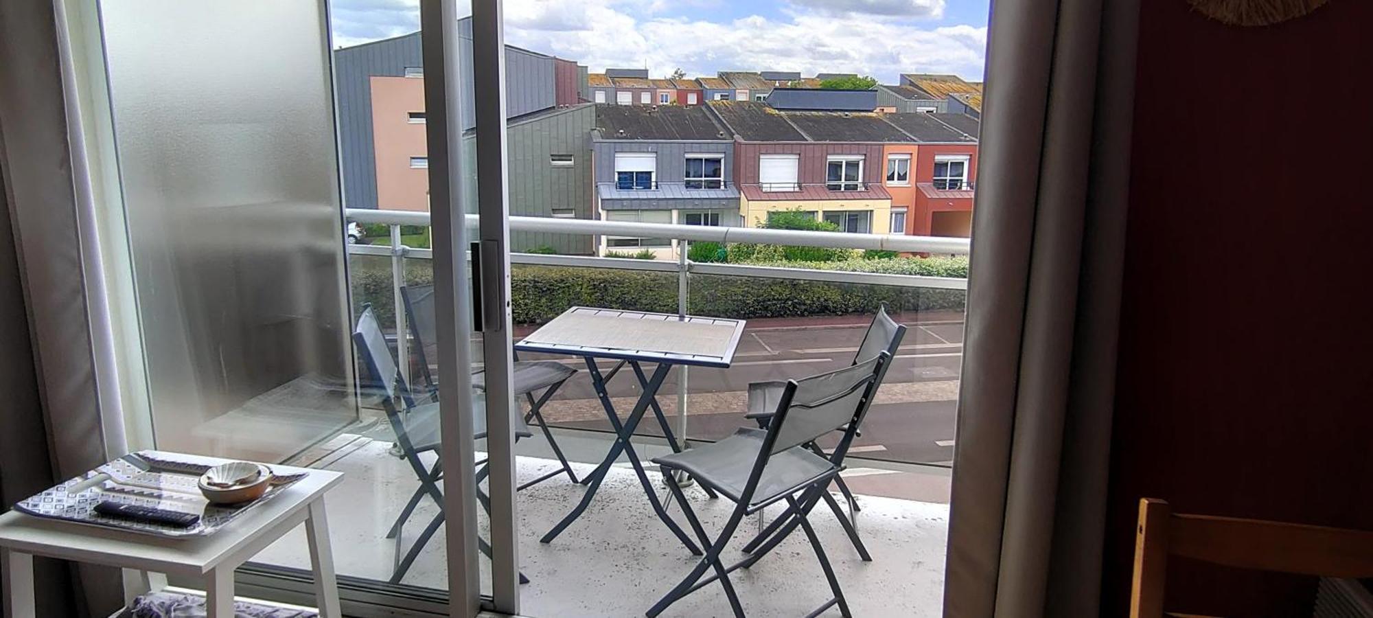Appartement Au Pied De La Plage - Balcon - Parking Courseulles-sur-Mer Exterior foto